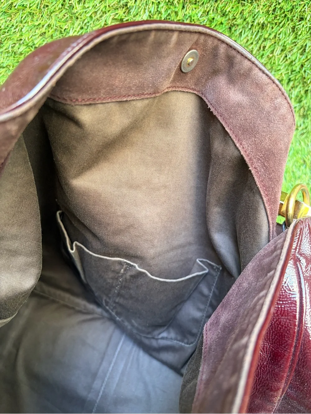 Yves Saint Laurent Patent Roady Hobo